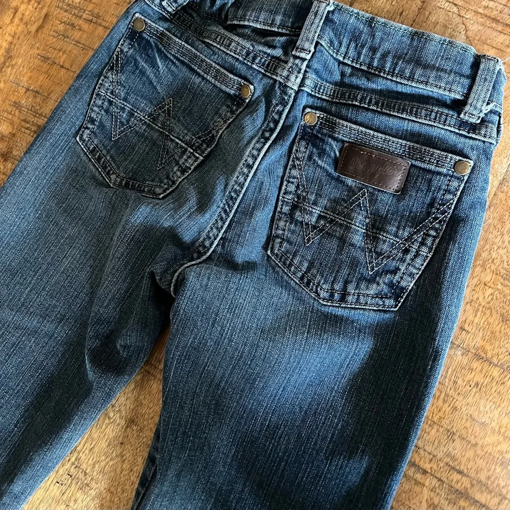Wrangler Retro Slim Straight Blue Denim Jeans Size 11 Slim